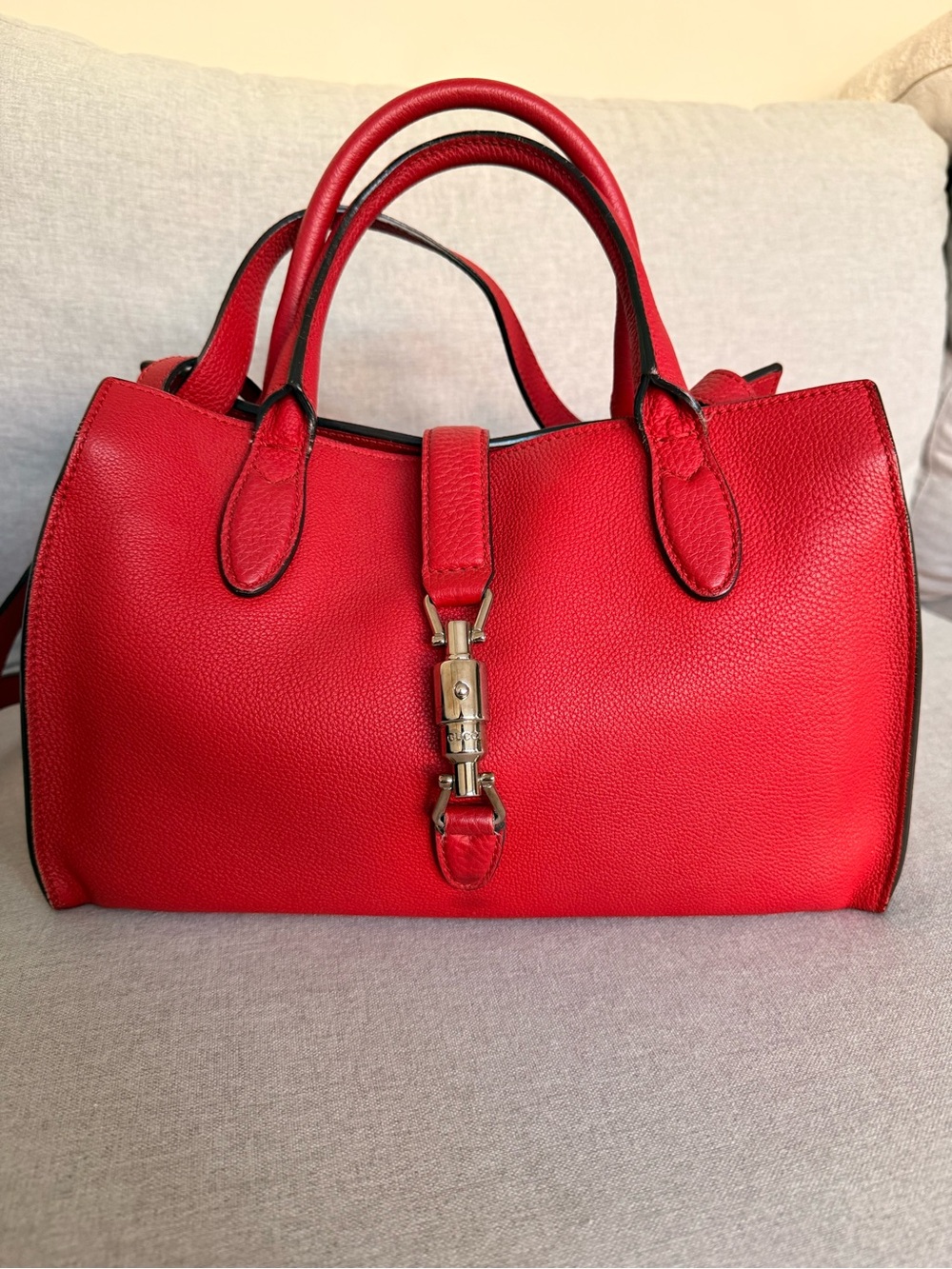 Gucci Red Pebbled Leather Satchel Hobo with Gold Hardware